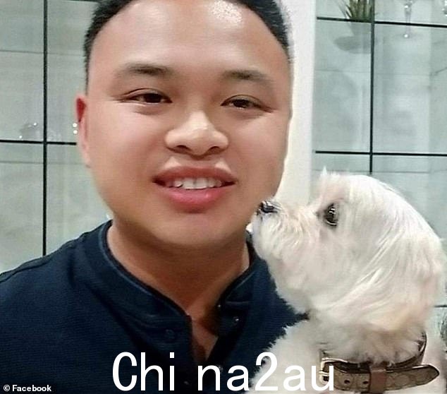 Kyrus Macalalad,33 岁,周三下午在新南威尔士州斯蒂芬斯港斯托克顿海滩与三个朋友游泳时遇到麻烦