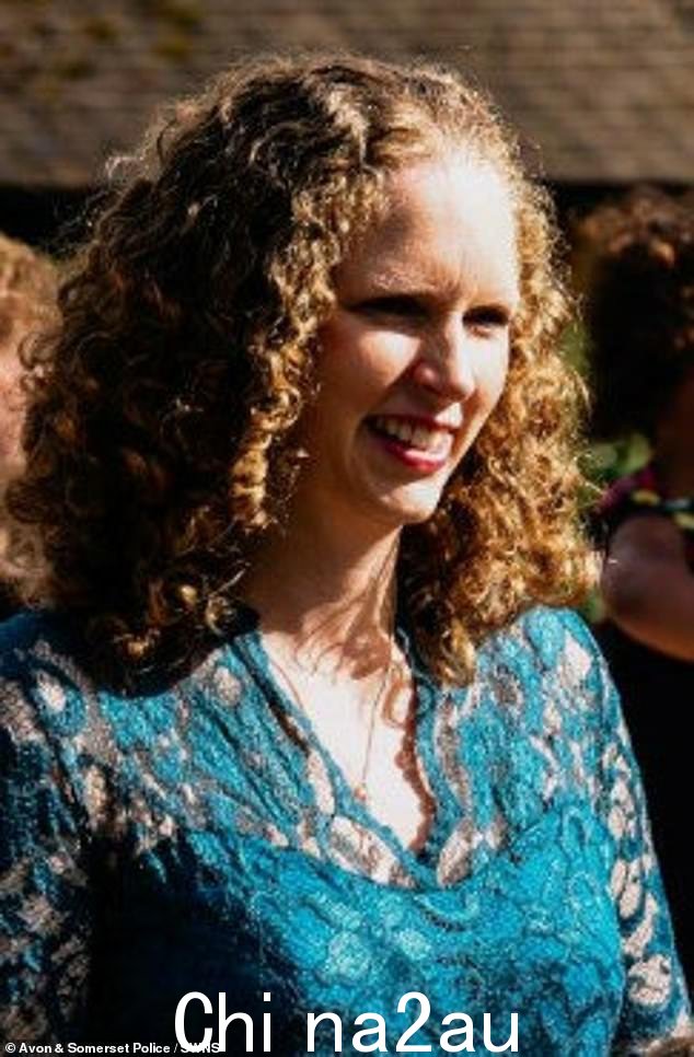 Alison Bowen,41 岁,于 11 月 20 日被发现死于布里斯托尔金斯伍德