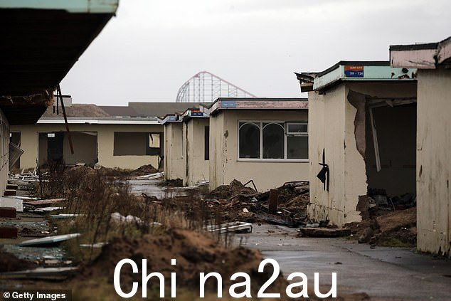 2012 年布莱克浦 Pontins 假日营待拆除的废弃度假小屋一览