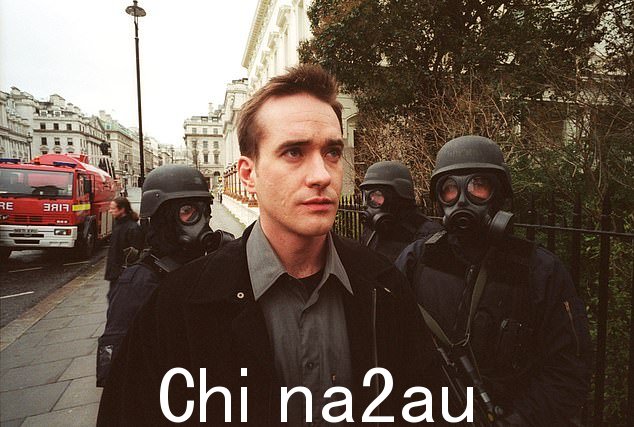Matthew 在 2002 年英国间谍剧 Spooks 中扮演 Tom Quinn