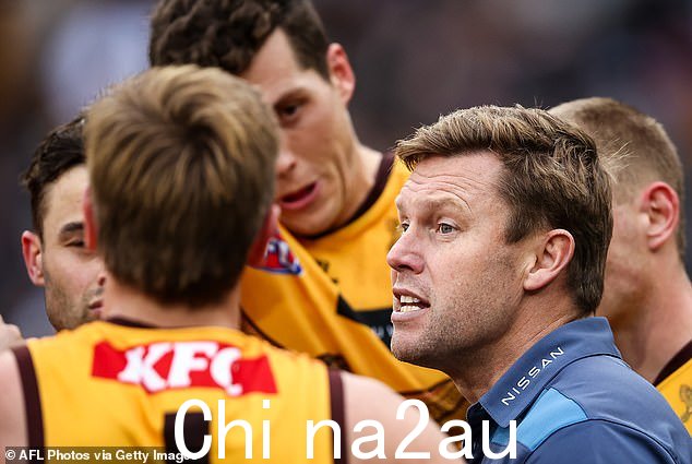 Hawthorn 表示教练返回澳大利亚后将分阶段返回岗位