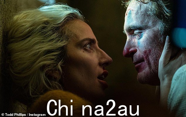 玛格特·罗比,曾在《猛禽小队》和《自杀小队》中扮演小丑女d 表示支持在周日的金球奖上。 “天哪,她会粉碎它的……她会很棒,”她在《今夜娱乐》和《综艺》数字预演中说道。” class=