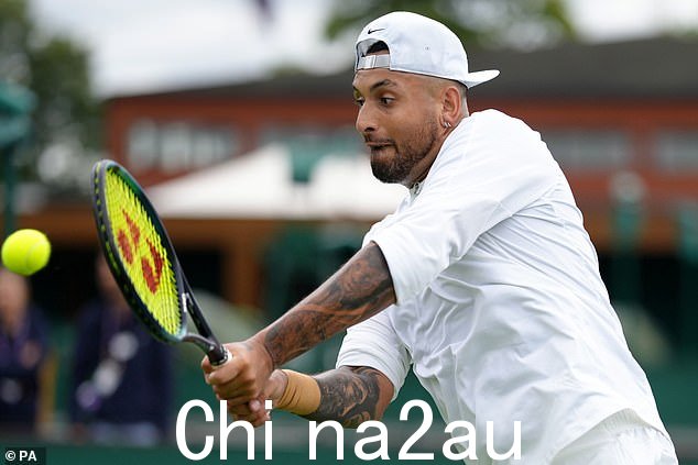 澳大利亚网球明星 Nick Kyrgios 在分享了一张从未见过的童年照片后震惊了他的许多社交媒体粉丝