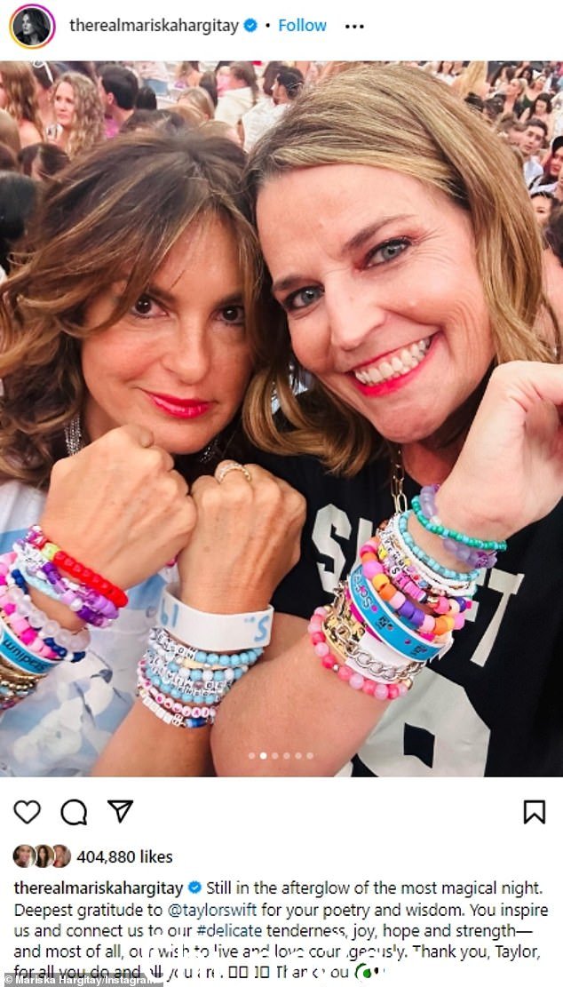 去年夏天,Mariska 与女儿以及 Today 联合主持人 Savannah Guthrie(右,8 月 8 日摄)一起参加了 12 届格莱美奖得主的两场音乐会
