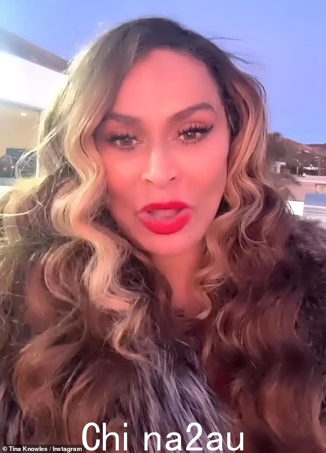 惊喜!碧昂丝的母亲蒂娜·诺尔斯 (Tina Knowles) 透露,她在 70 岁时收到了女儿格莱美奖获奖女子组合 Destiny's Child 的特别小夜曲birthday