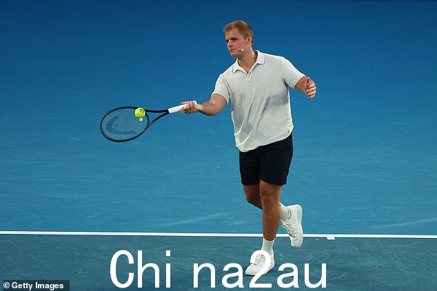 他未能从 Shane Warne 的儿子 Jackson 那里取货