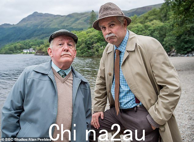 Ford Kiernan,左,在 Still Game 中饰演 Jack 和 Greg Hemphill 饰演 Victor