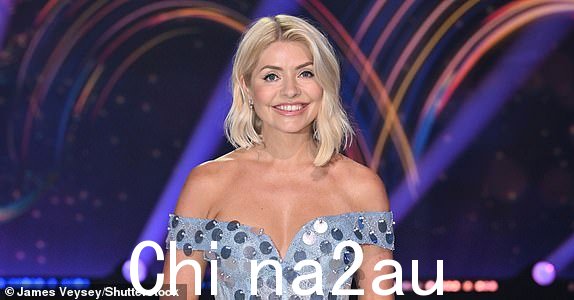 强制信用：照片由 James Veysey/Shutterstock (13707422bc) Holly Willoughby 拍摄“冰上跳舞”电视节目拍照，英国 - 2023 年 1 月 11 日