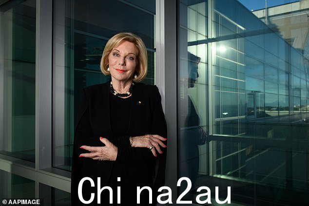 该群组中发布的消息显示,其高级律师成员被鼓励威胁 ABC 主席 Ita Buttrose(如图),除非他们解雇拉图夫,否则将采取法律行动。