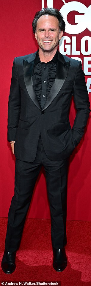 Walton Goggins (L) 和 Sam Nivola (R) 也宣布成为新演员阵容的一部分