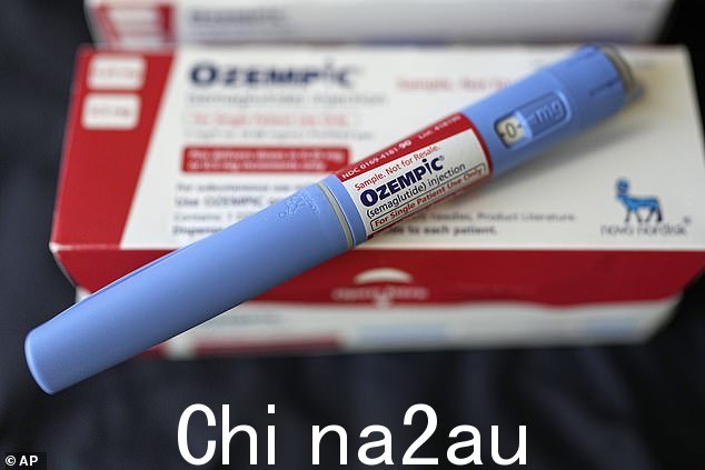 Ozempic 尚未获得 FDA 明确批准用于慢性体重管理,但这并没有阻止患者在说明书外使用它 - 并且造成了糖尿病患者和那些需要该药物生存的人的大规模短缺
