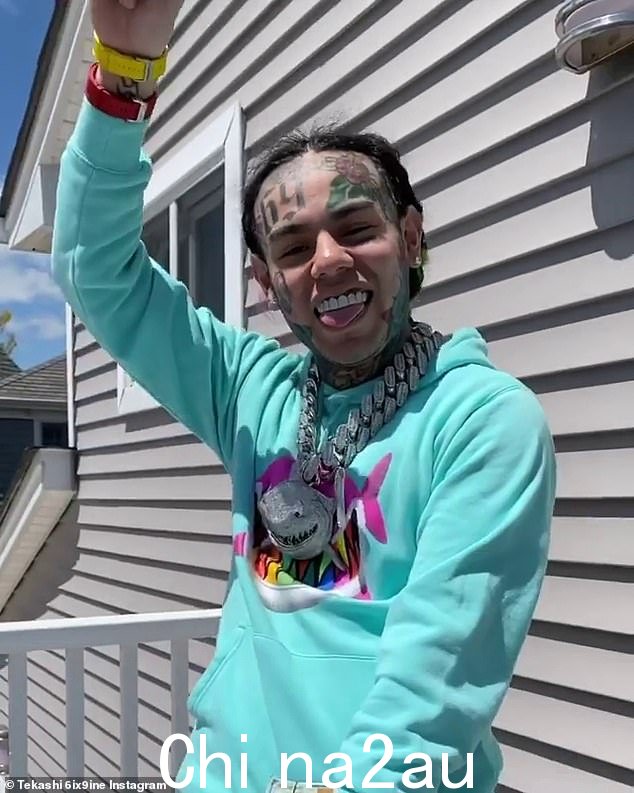 2023 年 10 月,Tekashi 6ix9ine 因涉嫌袭击两名音乐制作人而在多米尼加共和国被捕