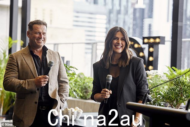 Karl Stefanovic(左)是出席者之一