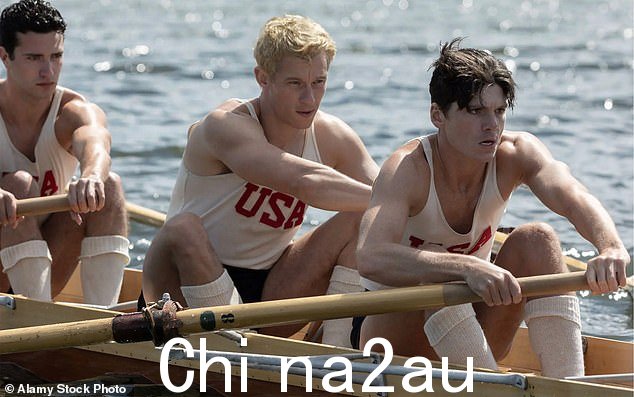 乔治克鲁尼的新片《船上的男孩》,如图所示,并没有取得他所希望的巨大成功