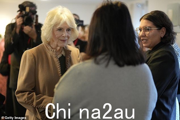 女王在演讲结束时再次感谢慈善机构的辛勤工作