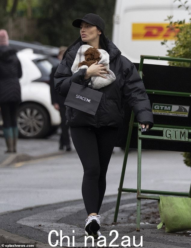 所以,我可以想象过去几年对于安妮·基尔纳(英格兰王牌凯尔·沃克现已分居的妻子)来说有多糟糕