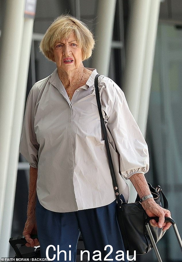 网球名将玛格丽特·考特 (Margaret Court) 已抵达墨尔本参加澳大利亚网球公开赛。周一她被发现出现在珀斯机场