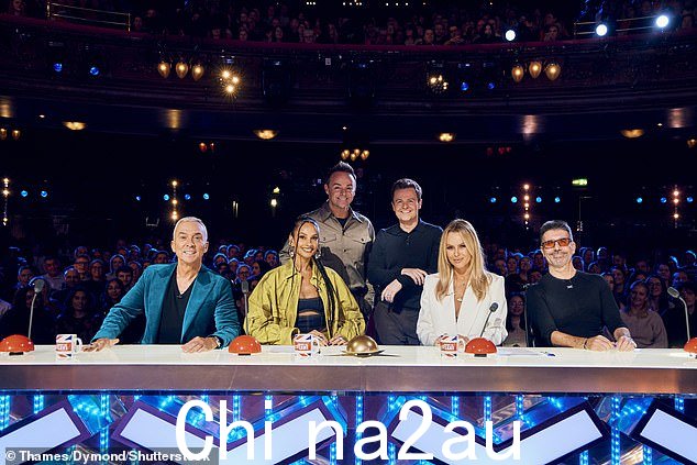Ant & Dec、Bruno Tonioli、Alesha Dixon、Amanda Holden 和 Simon Cowell 回来了,而且比以往任何时候都更好,为今年的 BGT 做好了准备!