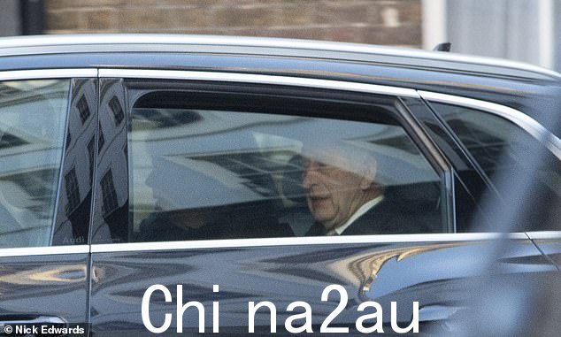 今天 -- 国王查尔斯三世今天早上被拍到离开伦敦克拉伦斯宫