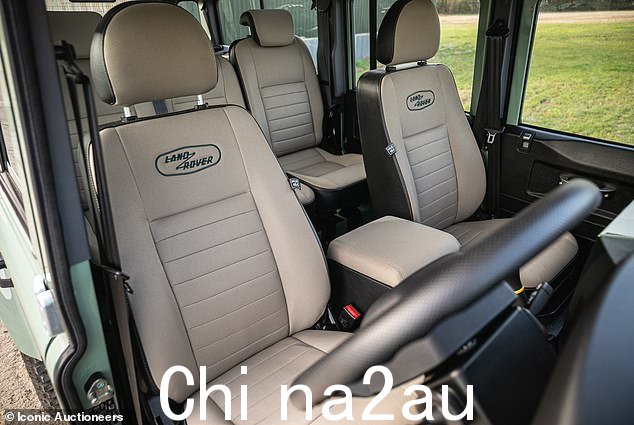 受“Huey”启发的 Heritage Edition 内饰带来现代舒适感,使其成为豪华驾驶员的理想之车