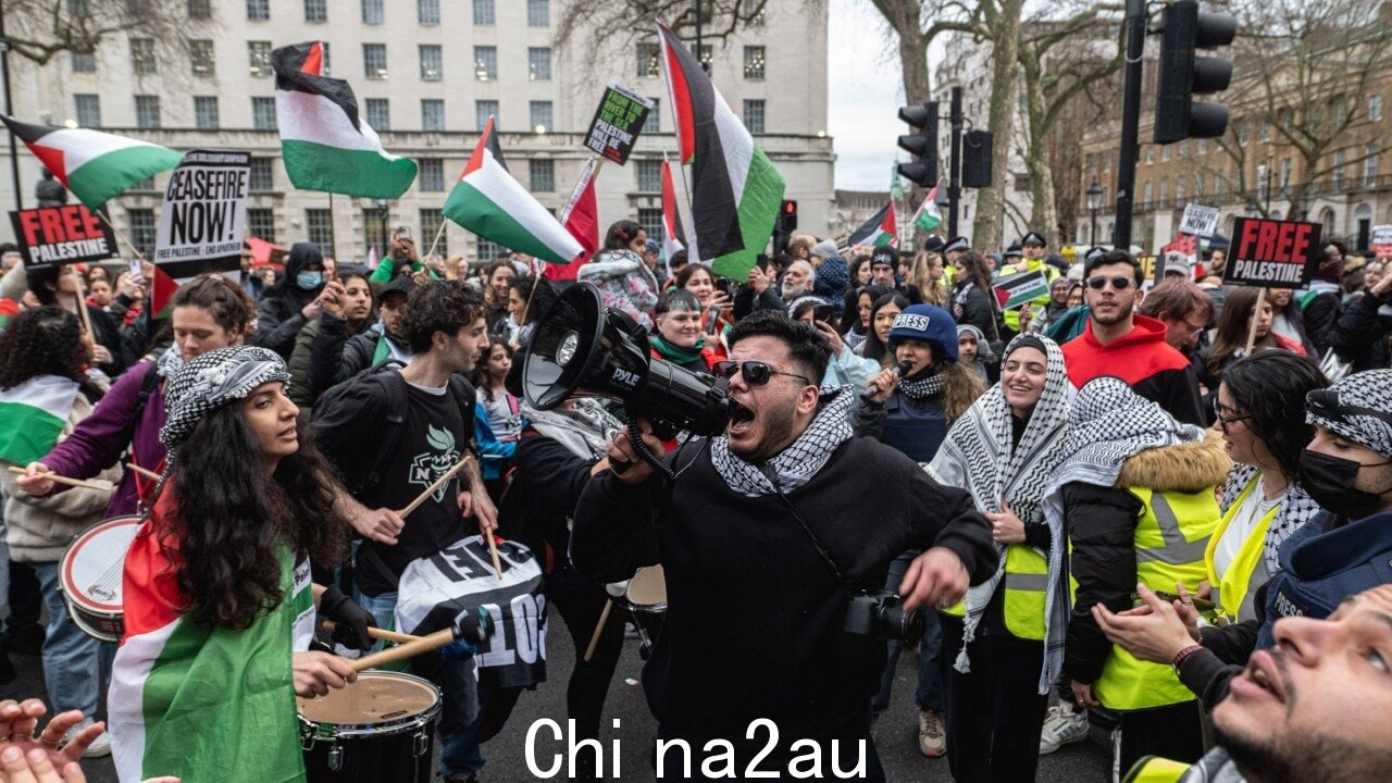 '可耻': Pro - 伦敦的巴勒斯坦抗议活动面临强烈抵制” fetchpriority=