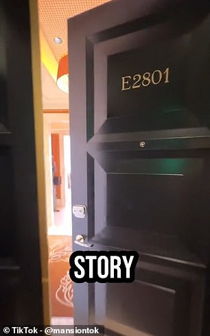 上传到 TikTok 频道 @mansiontok 的视频,将观众带入拉斯维加斯永利酒店价值 14,000 美元的套房