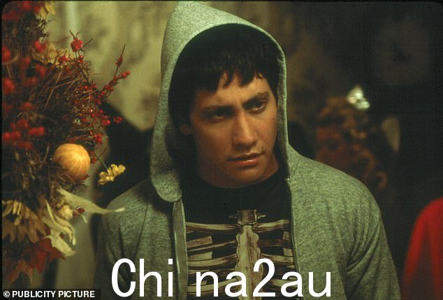 杰克·吉伦霍尔 (Jake Gyllenhall) 主演的《唐尼·达科》(Donnie Darko),一部已成为大众喜爱的电影失败片