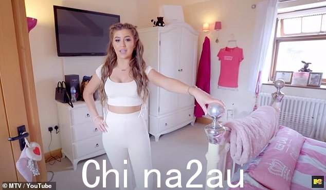 Love Island 的 Georgia Steel 周一在 TikTok 上重新出现在 MTV Cribs 上,令粉丝们大吃一惊(图为 2019 年)