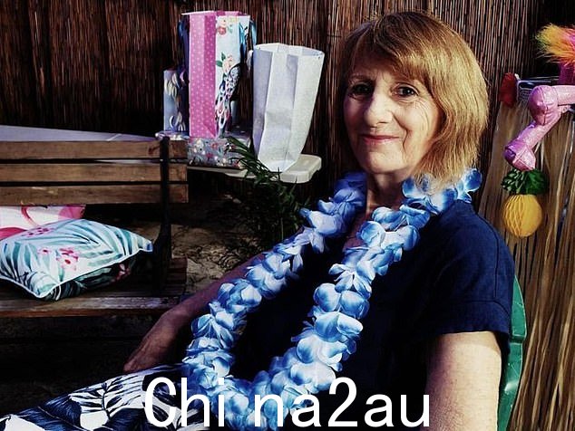 当地医生阿德莫拉·阿福拉比 (Ademola Afolabi) 发现怀特夫人(如图)并说:“她的裤子浸透了血,可能是胸部出血”