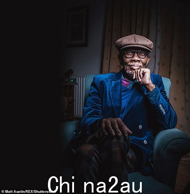 威尔弗雷德·伊曼纽尔-琼斯(Wilfred Emmanuel-Jones)自称是英国唯一的黑人农民,他猛烈抨击该报告具有误导性,其背后的人指责其居高临下的“白人自由主义者”