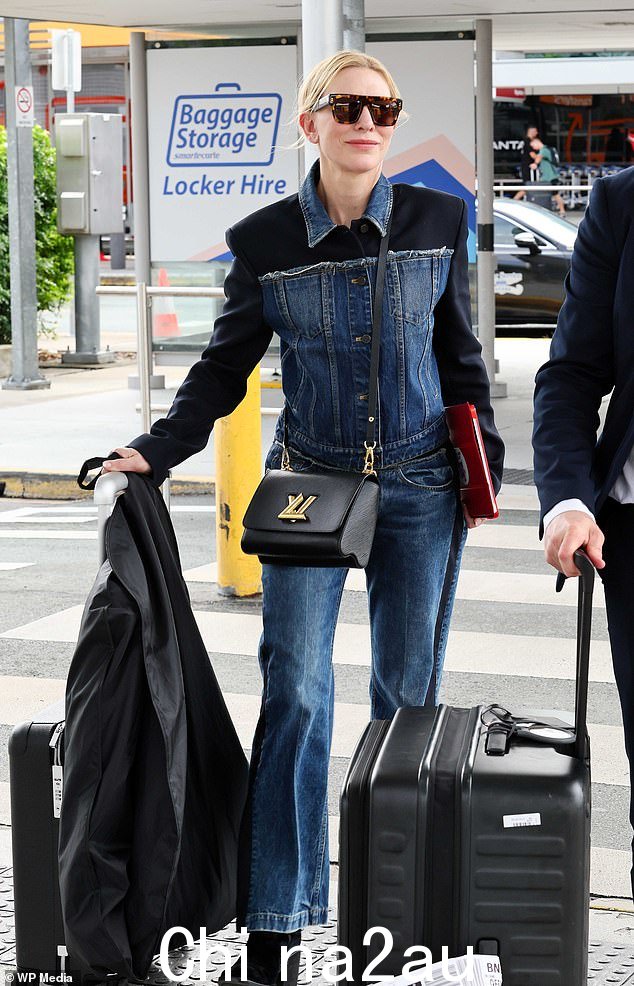 Cate Blanchett 在 2024 年 AACTA 颁奖典礼之前于周五降落在布里斯班机场,确保所有目光都集中在她身上