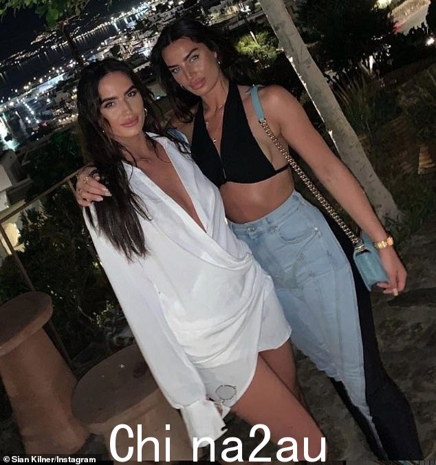 这篇新帖子发布一周前,在凯尔被确认为她小女儿的父亲后,Sian 首次谴责劳伦的“折磨和残忍”行为