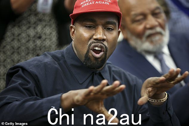 '我认为个人也不会受到特别欢迎。我们是一个为我们的巨大多样性感到自豪的国家,'总理补充道