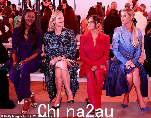 L-R Ubah Hassan、Kelly Rutherford、Misty Copeland 和 Nicky Hilton