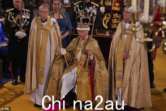 查尔斯国王的加冕典礼是一场深刻的宗教仪式。他为上帝和国家服务的承诺将在下个月的濯足节上得到回应