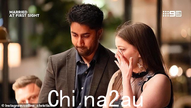 娜塔莉和柯林斯在她指责他假装对她有感情,以便他可以留在节目中后,她退出了该系列