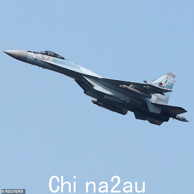 Mykola Oleshchuk 表示,乌克兰东部上空有两架俄罗斯 Su-34 战斗轰炸机和一架 Su-35 战斗机(资料照片)