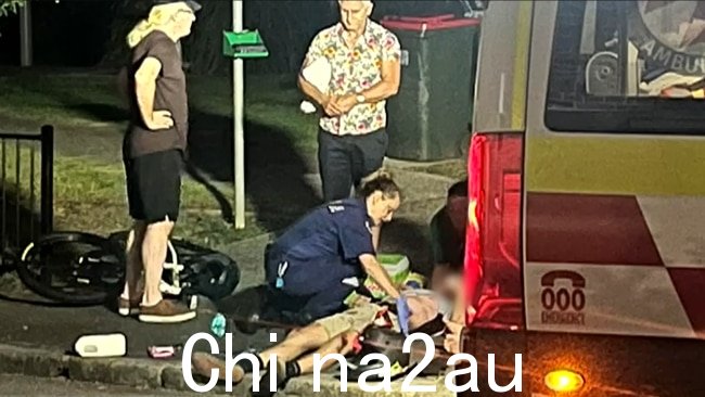 医护人员在现场治疗了男孩的重伤,然后将他送往兰德威克的悉尼儿童医院。图片:九新闻
