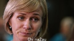 青色议员 Zali Steggall 在两起涉及高级党员的饮酒事件后猛烈抨击国民党，她再次呼吁在议会进行 RBT