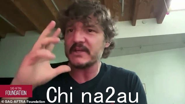 '这就像每个单词的第一个字母,'帕斯卡解释道,卡尔金显然对此感到震惊,而比利·克鲁德普则试图弄清楚