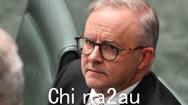 Murray 随后列出了一系列有争议的问题,这些问题与 Albanese 先生缓解压力的承诺相冲突。澳大利亚中产阶级的生活成本。图片:NCA NewsWire / Martin Ollman