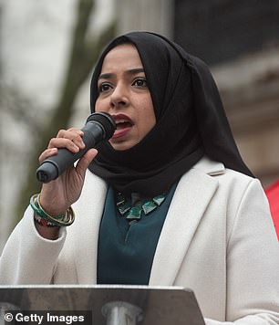 Apsana Begum MP 在高等法院发表抗议讲话