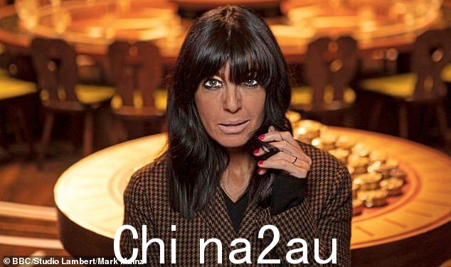 克劳迪娅·温克曼 (Claudia Winkleman) 透露,在苏格兰高地偏远的阿德罗斯城堡拍摄《叛徒》时,当她用完假晒黑皮肤时,她被迫即兴创作