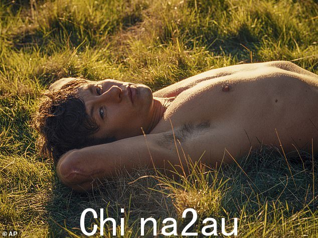 巴里·基奥根 (Barry Keoghan) 透露,在 Saltburn 病毒式传播的最后一幕中,他感觉赤裸的身体很“美丽”” class=