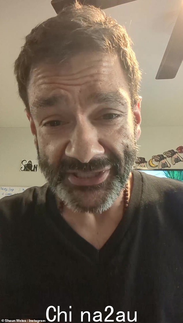 该演员周三在社交媒体平台上的一段视频中说,‘我很好,你不用担心我,但谢谢你——这很甜蜜’