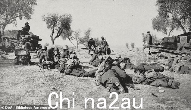 1936年至1939年西班牙内战期间,佛朗哥突击步兵在全国各地横行