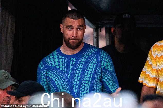 特拉维斯·凯尔斯 (Travis Kelce) 已离开澳大利亚的泰勒·斯威夫特 (Taylor Swift),飞回拉斯维加斯与酋长队一起参加派对