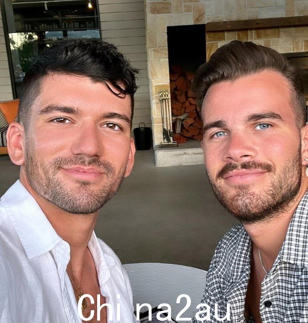 警方将指控他谋杀了他的前男友 Jesse Baird,26 岁(右)和 Baird 先生的新伴侣 Luke Davies,29 岁(左)