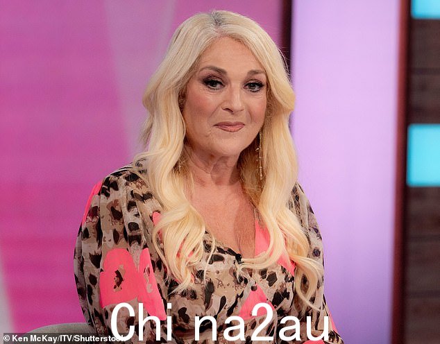 瓦妮莎·费尔茨 (Vanessa Feltz) 在与玩具男孩本·奥福杜 (Ben Ofoedu) 分手后,猛烈抨击她的朋友们“为她安排了一些看上去像是被挖出来的男人”。