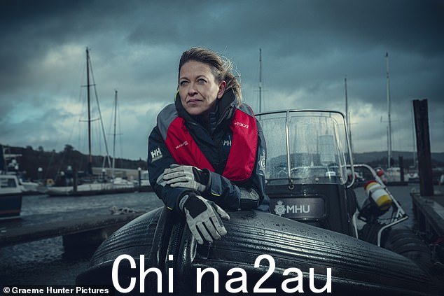 在过去的一年中,53 岁的尼古拉·沃克 (Nicola Walker) 在《分裂》、《安妮卡》(如图)、《婚姻》和《玛丽与乔治》中担任主要角色